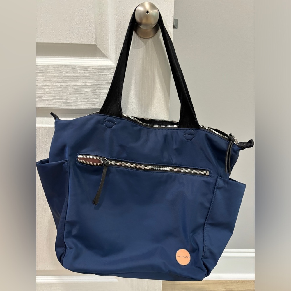 Shortylove Medium Tote in Navy blue